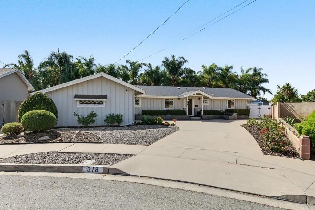 Photo of 318 Rose View Place, Chula Vista, CA 91910 (MLS # PTP2607427)