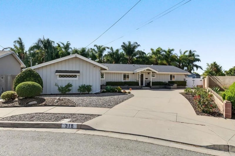 318 Rose View Place