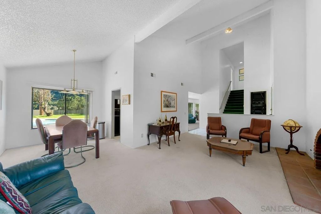 Photo of 5114 Bloch St, San Diego, CA 92122 (MLS # 260001580)