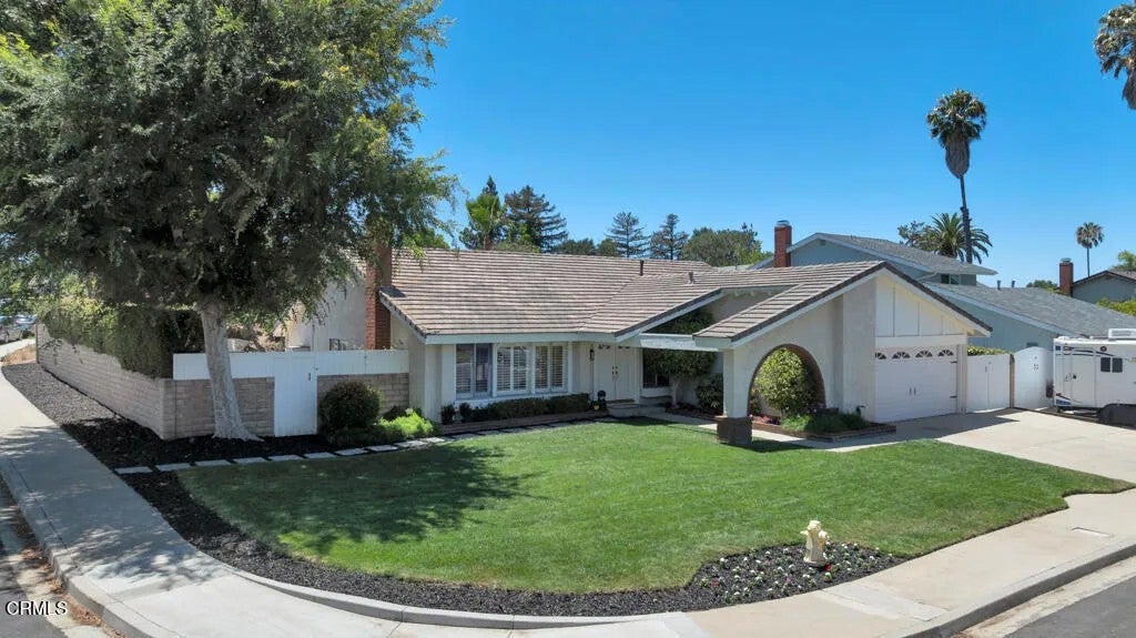 109 Greenmeadow Avenue
