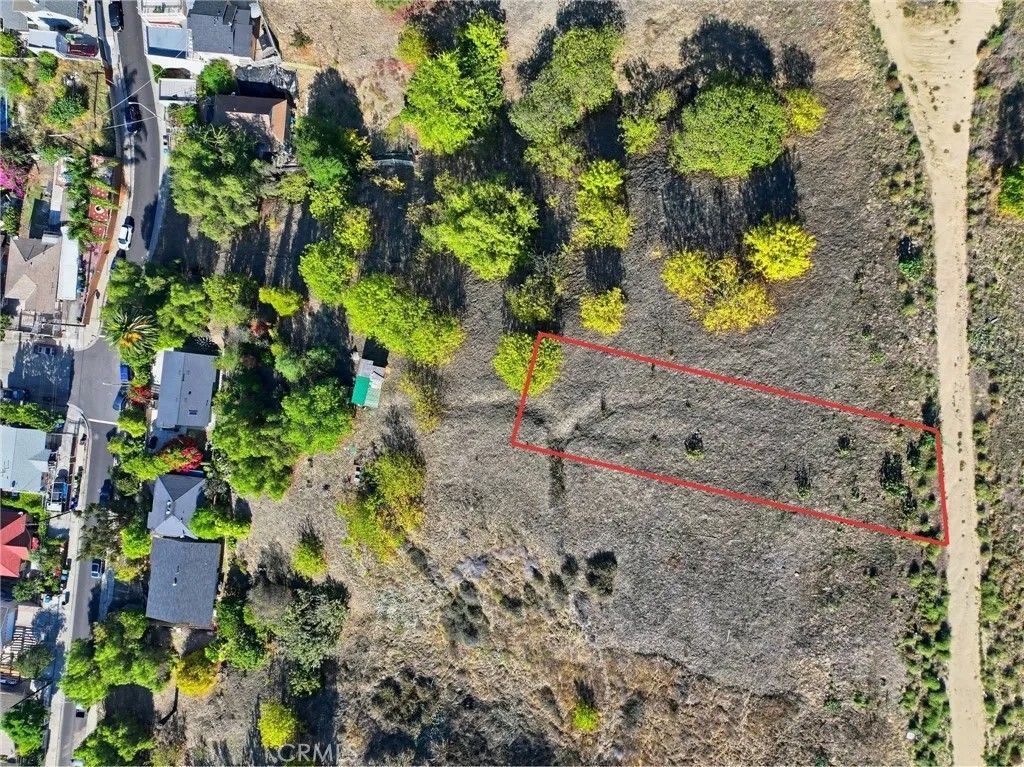 Photo of 2921 Thomas, Los Angeles, CA 90034 (MLS # SR25257938)