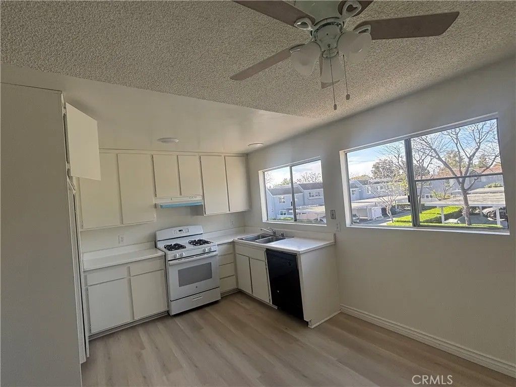 Photo of 167 Briarwood, Irvine, CA 92604 (MLS # PW26046112)