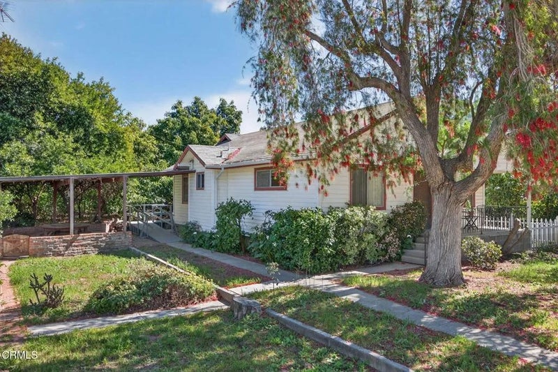 1550 Santa Paula Street
