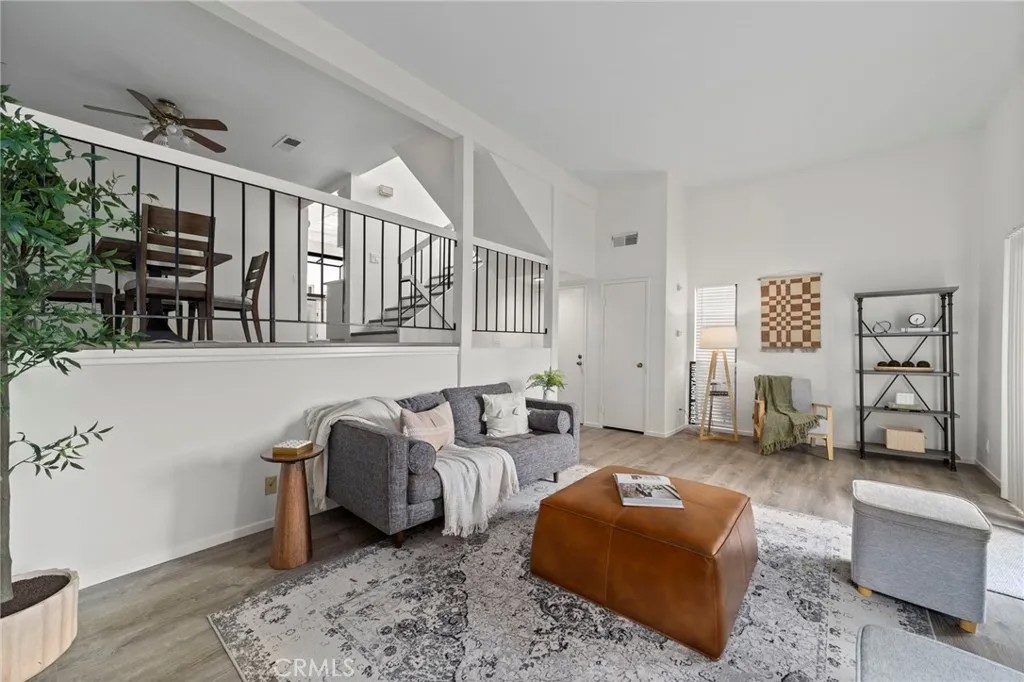 2005 W Culver Avenue 37