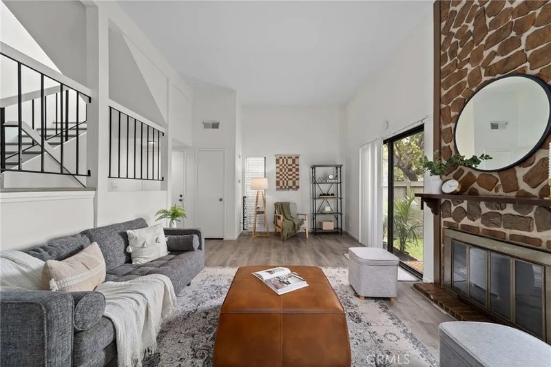 2005 W Culver Avenue 37