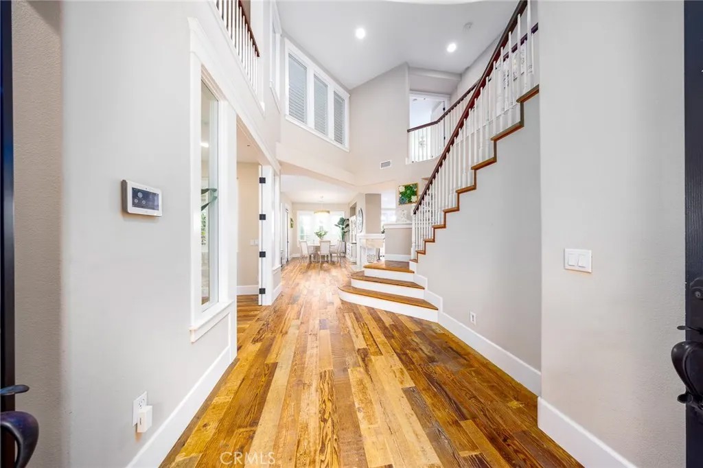61 Sprucewood