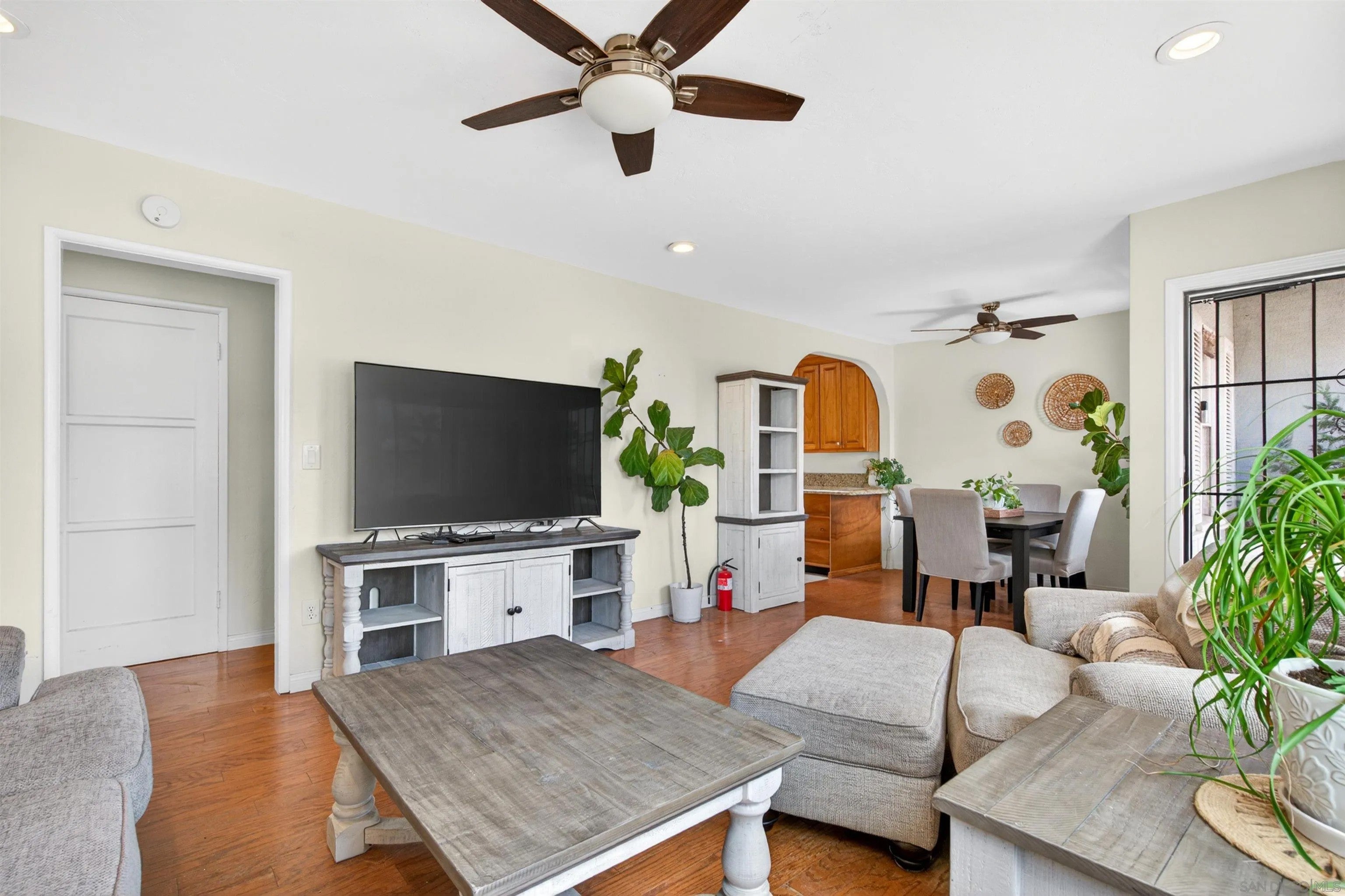 3115 Natchez