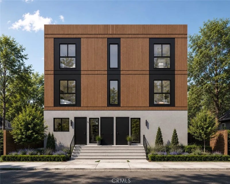 1787 W 35th