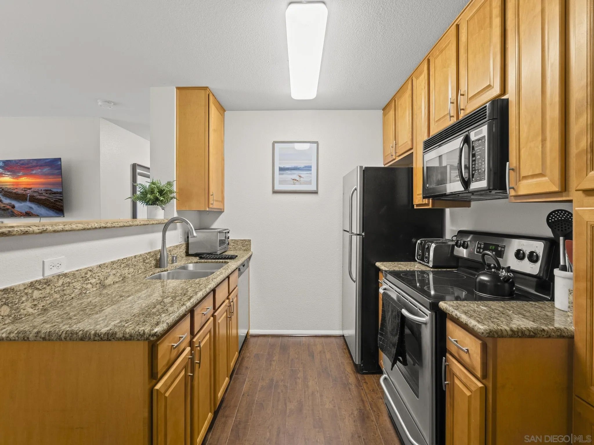 1970 Columbia St 312