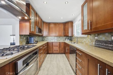 Tiny photo for 20034 Grevillea Avenue, Torrance, CA 90503 (MLS # SB25245071)