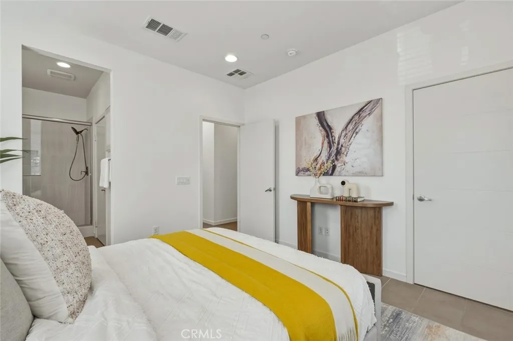 5627 W Observation Lane