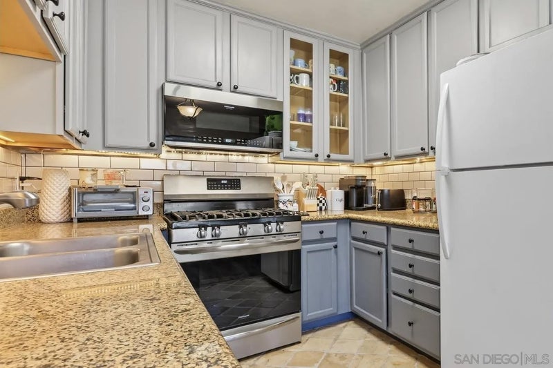 514 Calle Montecito 78