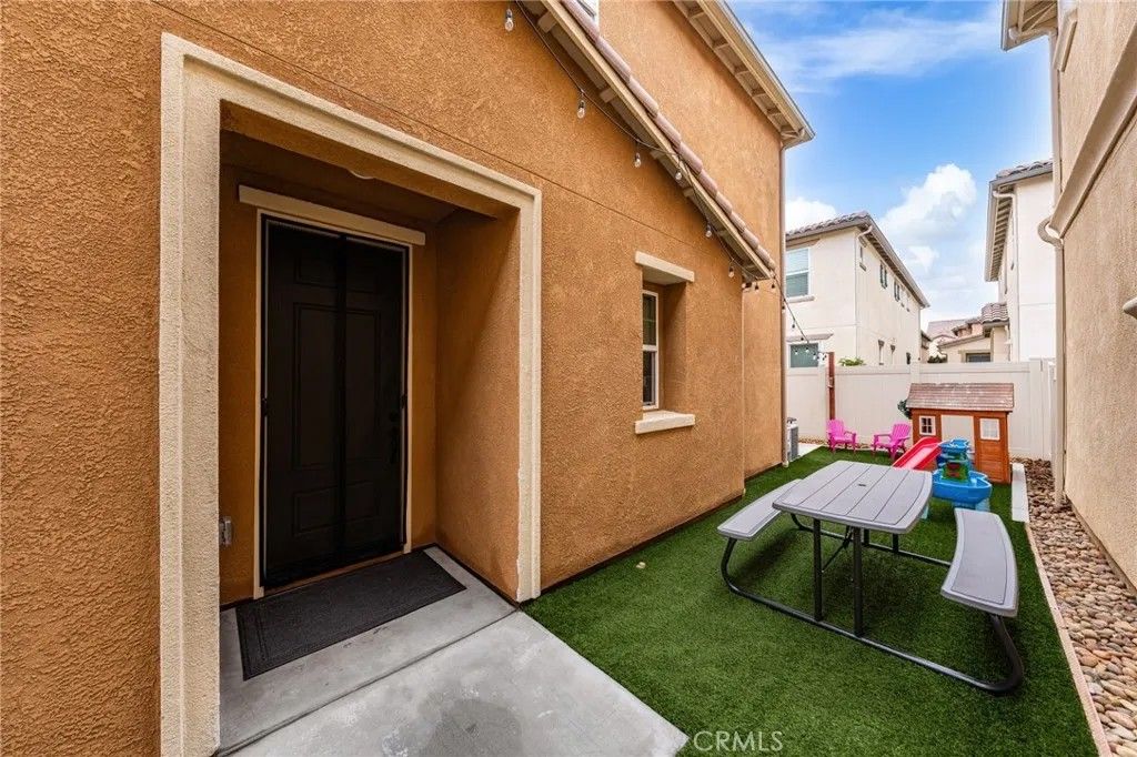 Photo of 41948 Pedraza Street, Murrieta, CA 92562 (MLS # OC25225045)