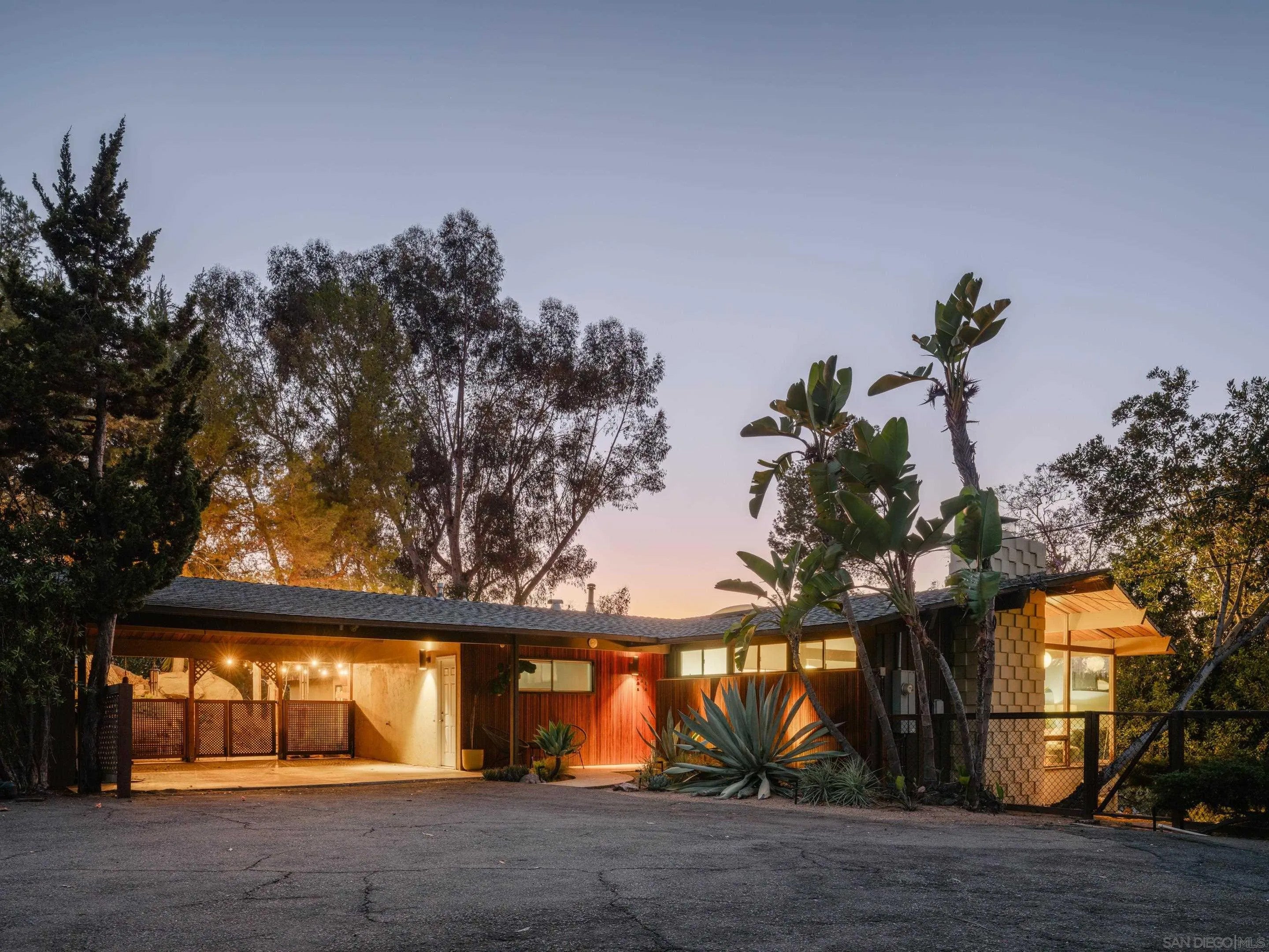 10923 Horizon Hills
