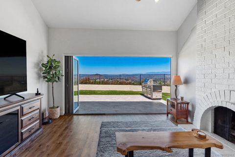 16396 Avenida Suavidad San Diego CA 92128