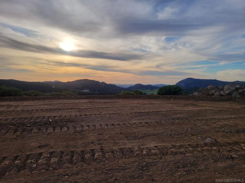 Photo of 23018 Illahee Dr, Alpine, CA 91901 (MLS # 260019580)