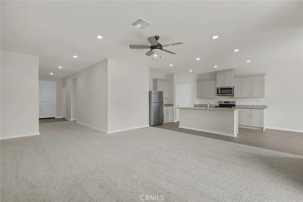 3338 Dale Lane