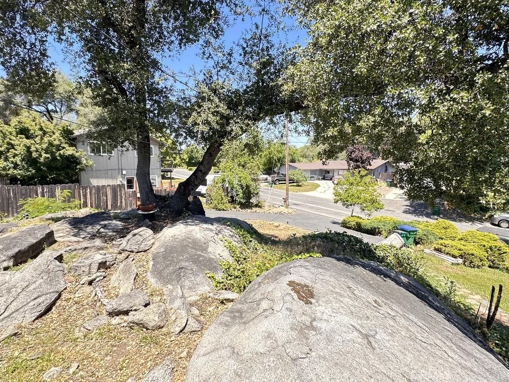 19380 Rockridge Way