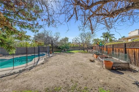 Tiny photo for 795 Marlboro Ct, Claremont, CA 91711 (MLS # CV25240201)