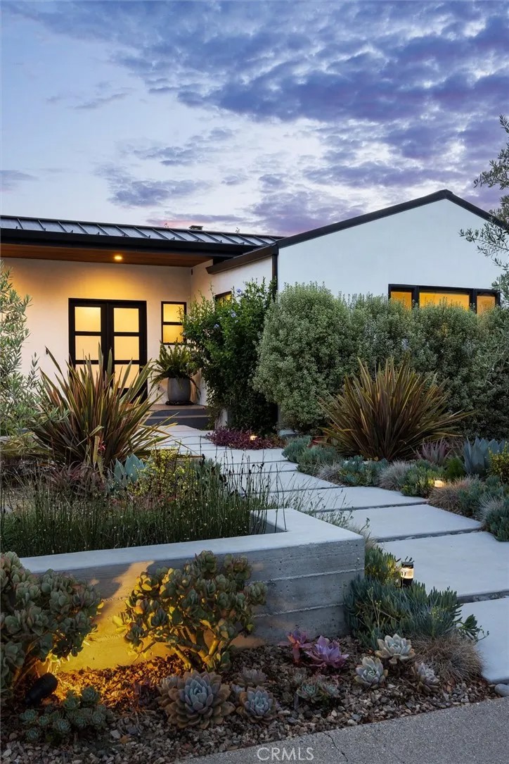 2645 El Cerrito