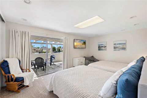 Tiny photo for 26591 Montecito Ln, Mission Viejo, CA 92691 (MLS # OC25251279)