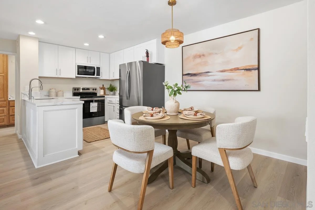 1855 Diamond St 5-221