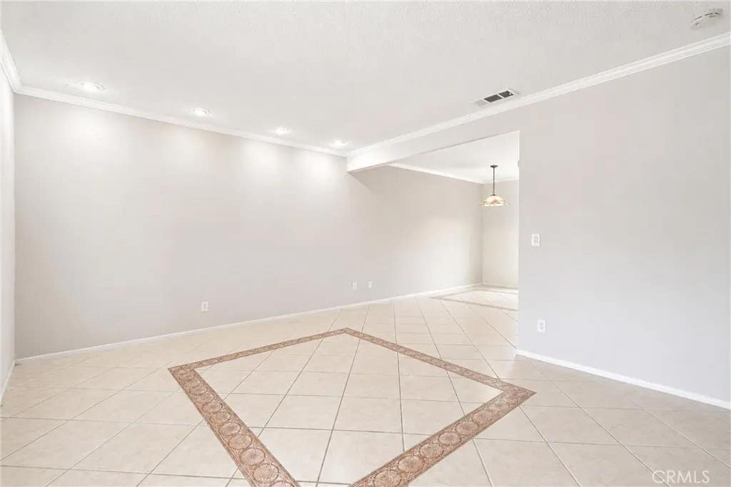 Photo of 122 E Merrill AVE, Rialto, CA 92376 (MLS # IG26154136)