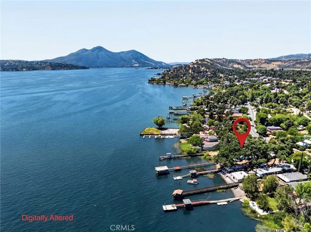 13911 Lakeshore