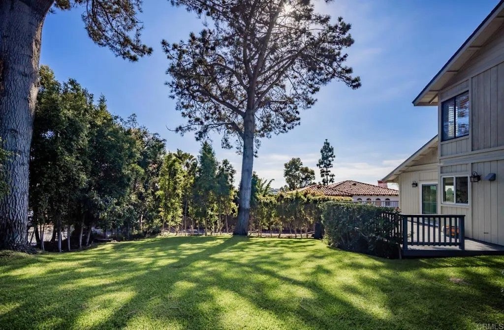 279 Hillcrest Drive