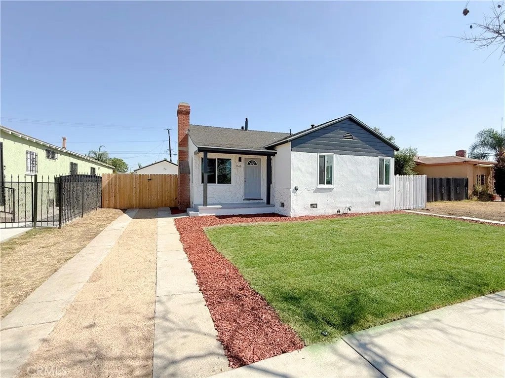 1143 E 150th Street