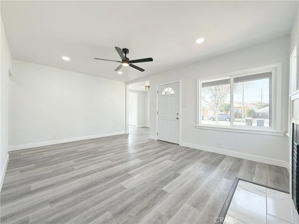 1143 E 150th Street
