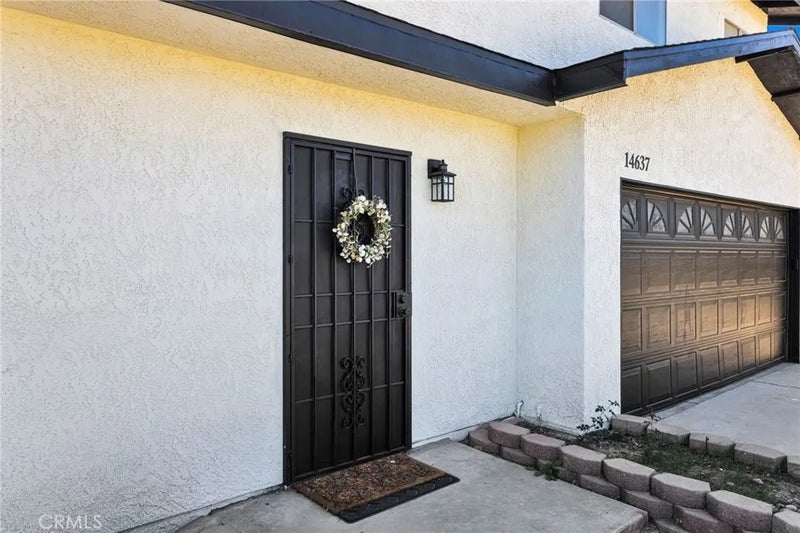 14637 Sequoia