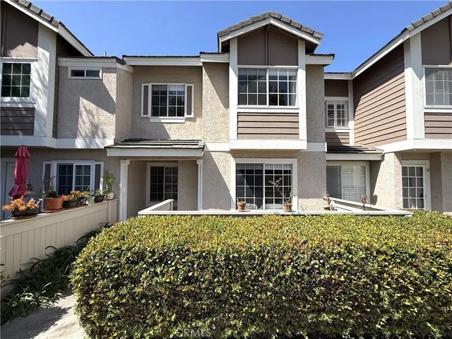 56 Christamon South, Irvine