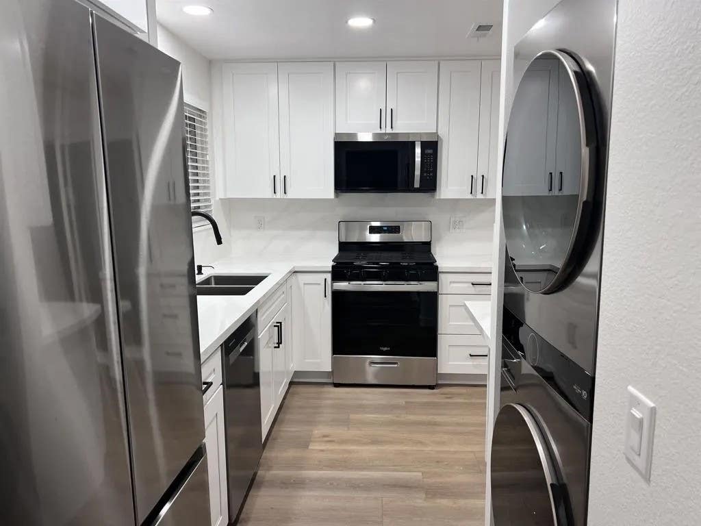 Photo of 1404 Highridge DR, Oceanside, CA 92056 (MLS # NDP2607184)