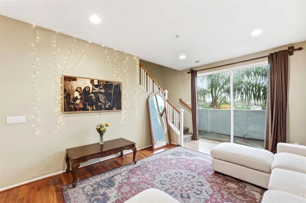 1760 E Palomar Street 318