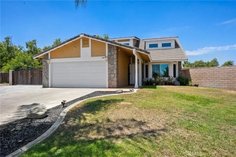 Photo of 1568 Teton ST, San Bernardino, CA 92407 (MLS # IG26140510)