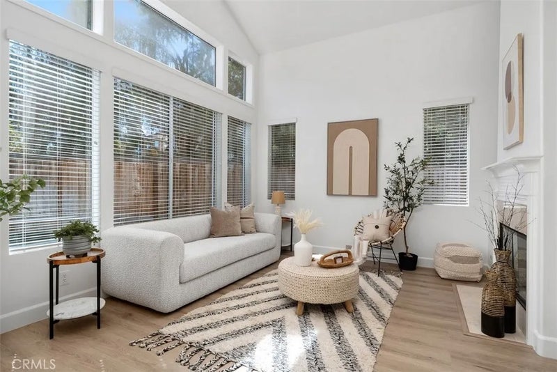 56 Acorn Ridge