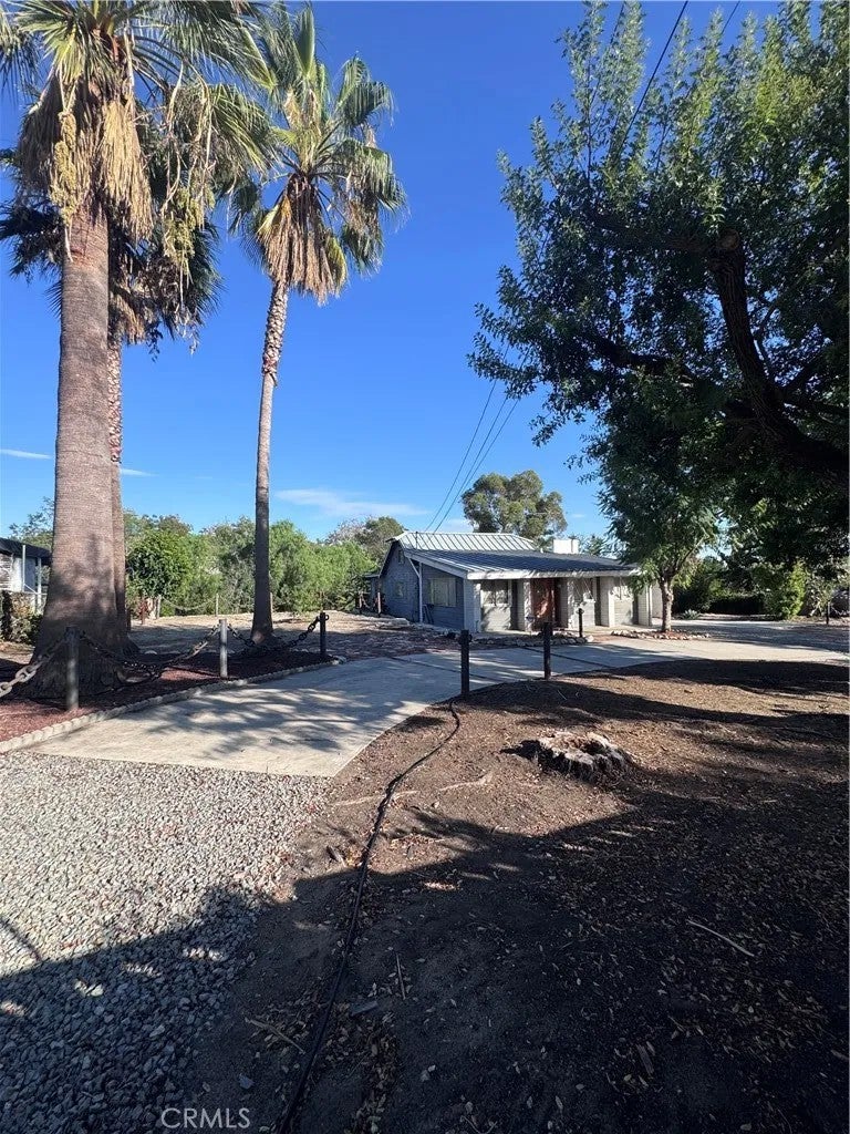 Photo of 724 Stephens AVE, Fullerton, CA 92833 (MLS # IV26226401)