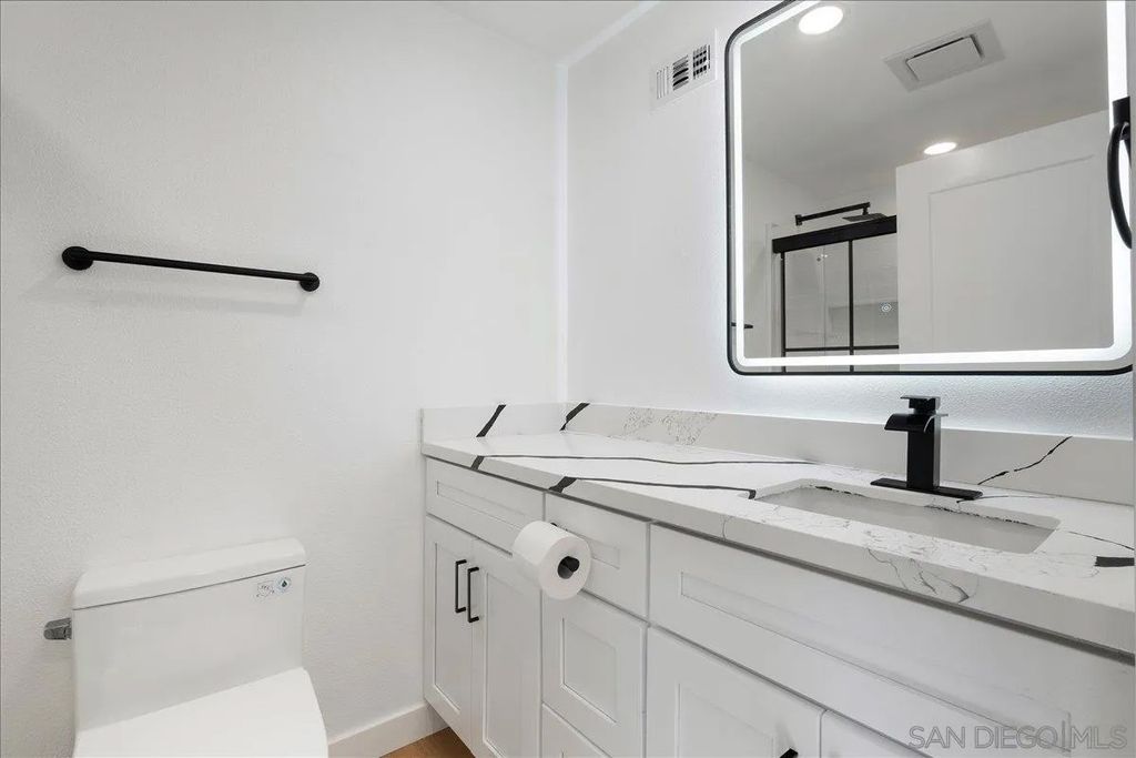 Photo of 1408 Oleander Ave, Chula Vista, CA 91911 (MLS # 2601114)