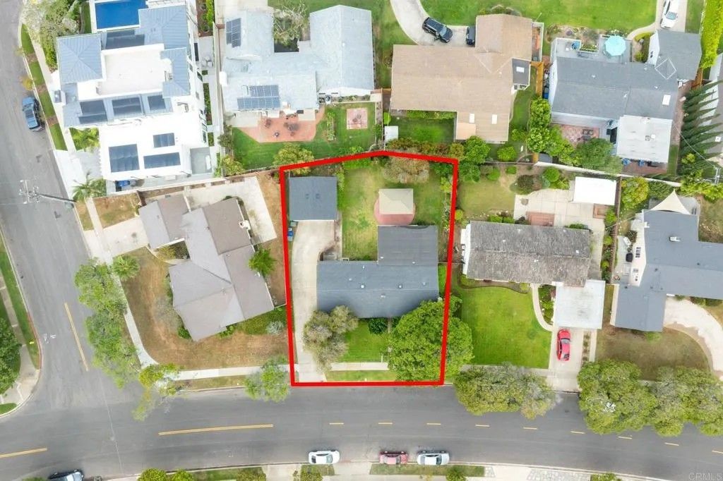 Photo of 920 Cabrillo Avenue, Coronado, CA 92118 (MLS # PTP2602619)