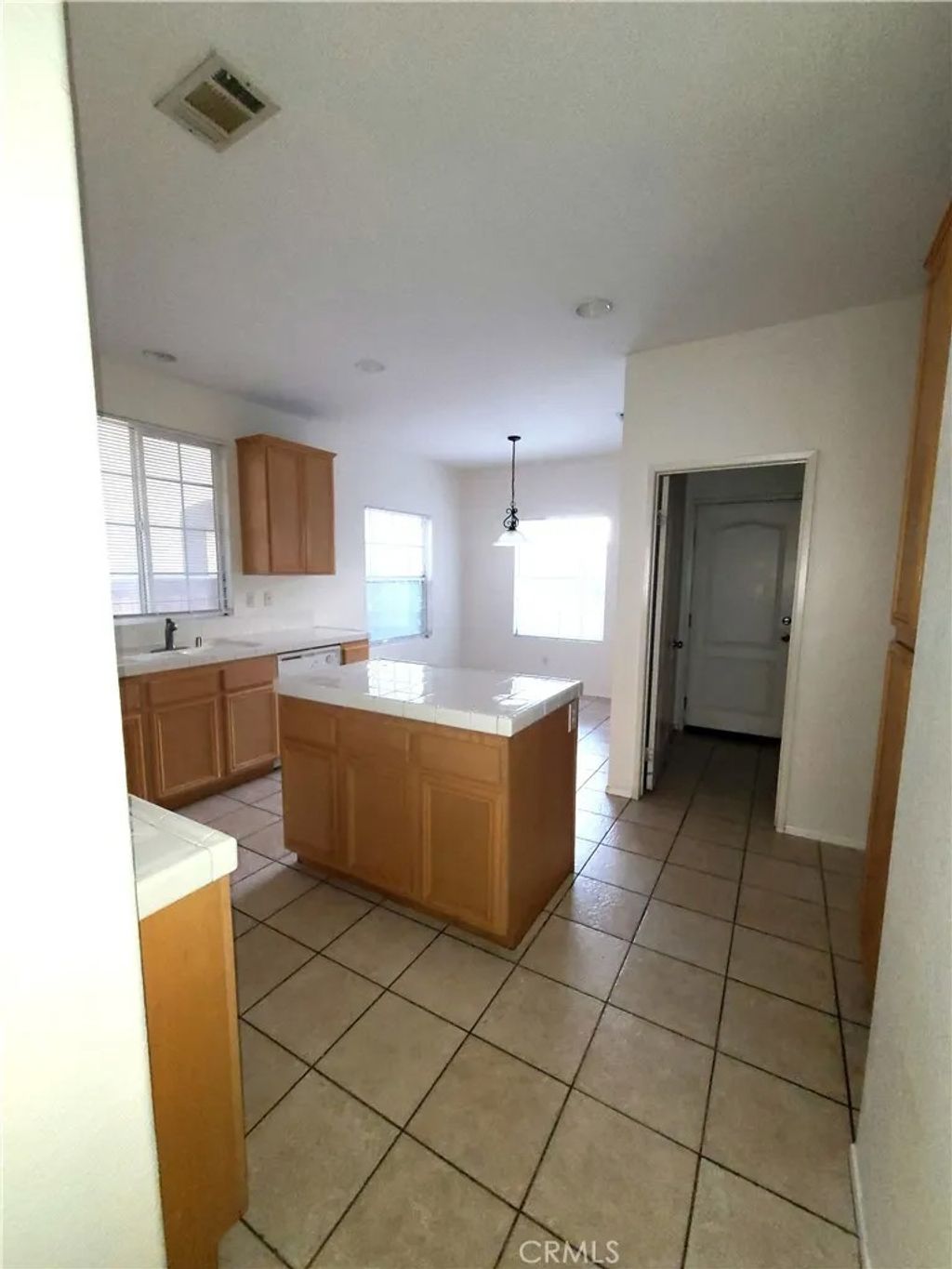 Photo of 14344 Honeyhill St, Victorville, CA 92394 (MLS # CV26059121)