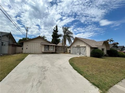 Photo of 12041 Davenport Rd, Los Alamitos, CA 90720 (MLS # DW26073505)