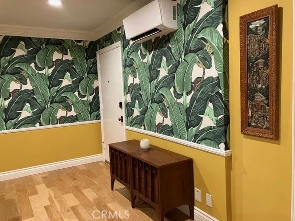 Photo of 11138 Aqua Vista Street #67, Studio City, CA 91602 (MLS # SR26075347)