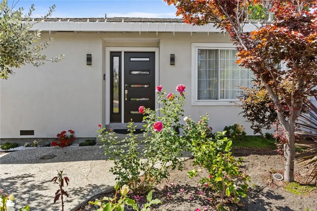 2600 Neves Court