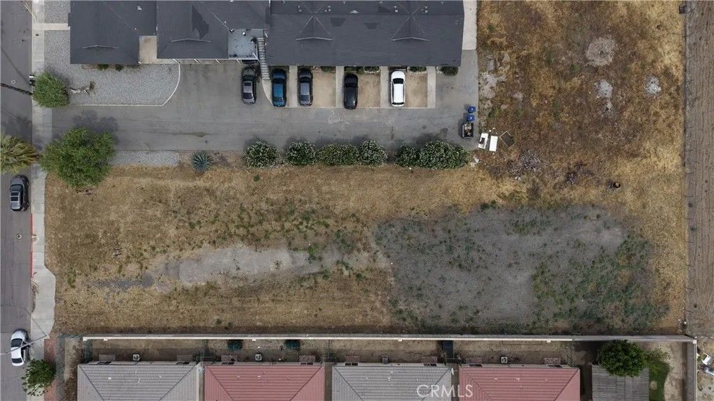 Photo of 126 E 6th St, San Jacinto, CA 92583 (MLS # OC26079437)