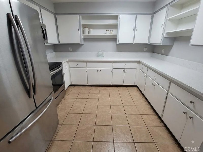 1354 W 84th Street