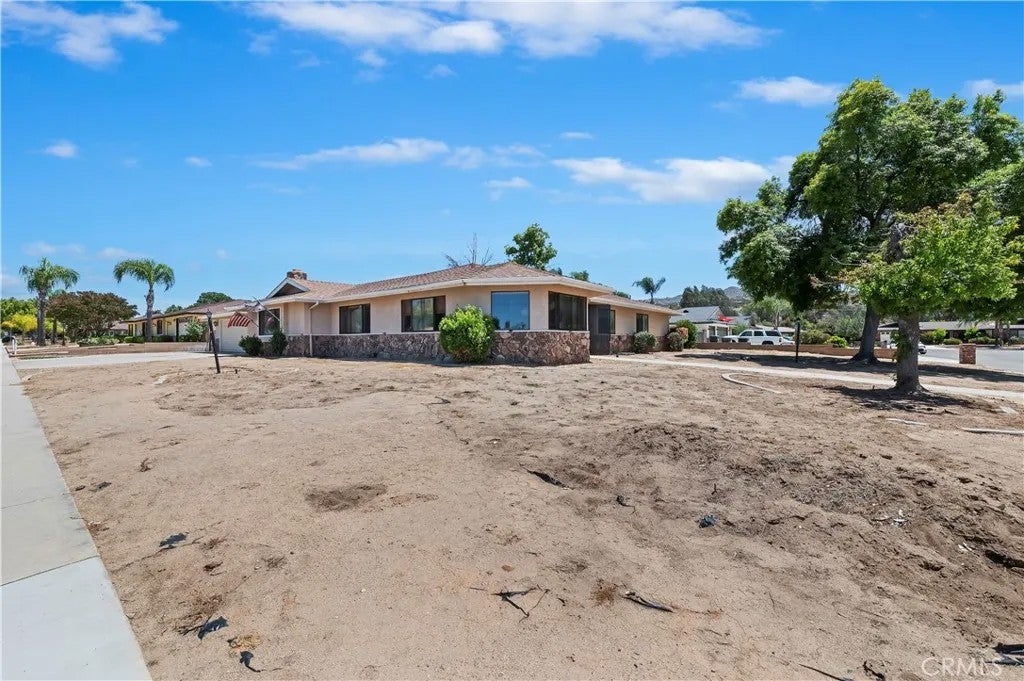 27266 Pacifica Court
