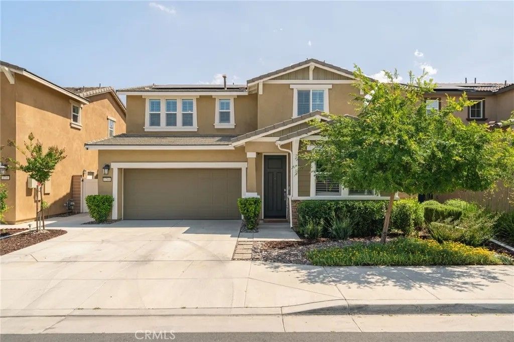 Photo of 1704 Camellia Lane, Redlands, CA 92374 (MLS # IG26078988)