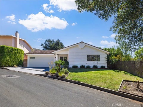 Photo of 460 Mount Carmel Drive, Glendale, CA 91206 (MLS # SB26182131)