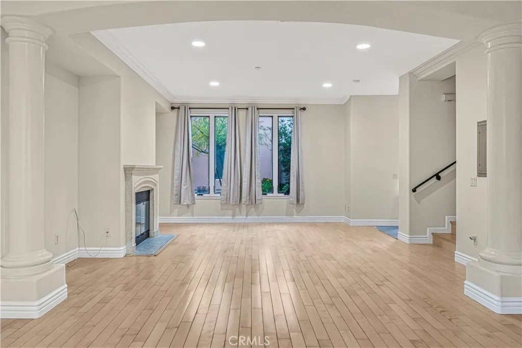 66 N Allen Avenue 3
